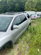 Load image into Gallery viewer, 2008 GMC Acadia (Silver)
