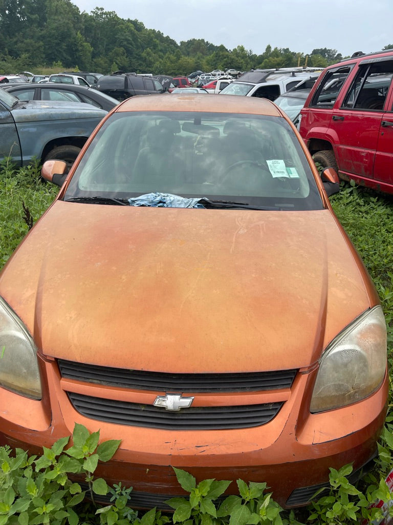 2005 Chevrolet Cobalt (Orange)