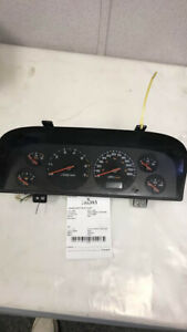 Jeep Grand Cherokee Speedometer Gauge Instrument Cluster Small Crack in Plastic