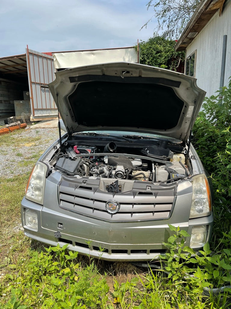 2004 Cadillac SRX (Silver)