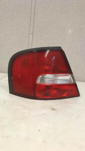 1999 Nissan Altima Driver Side Tail Light