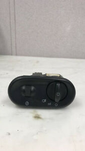 2002-2004 Ford-F250, F350, Taurus / Mercury Sable Fog Light Switch