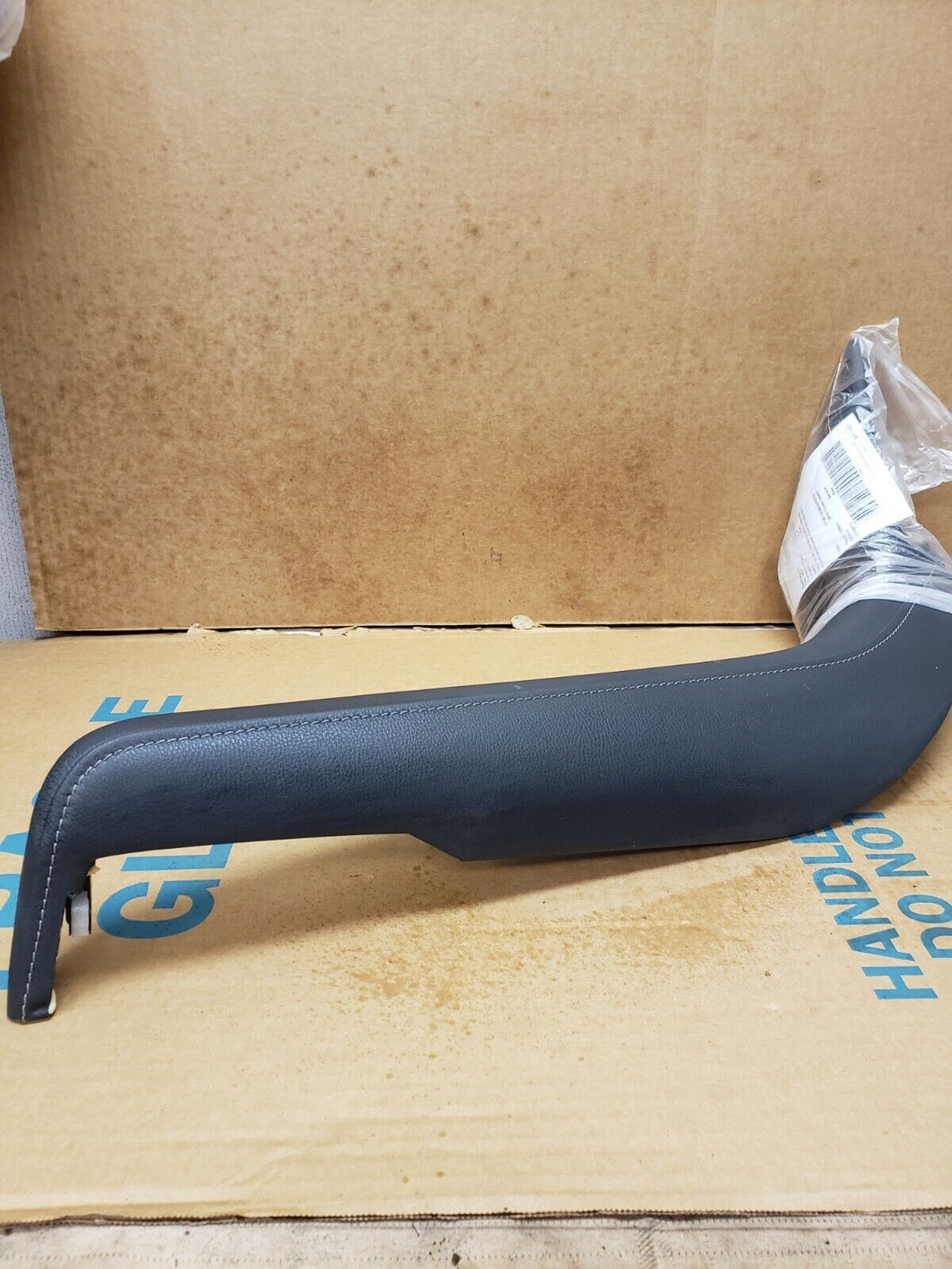 2018 2021 TOYOTA CAMRY TRIM PANEL MOULDING OEM 5501206130