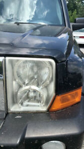 2006-2010 Jeep Commander Headlight(s)