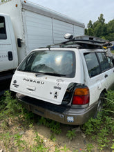 Load image into Gallery viewer, 1998 Subaru Forester (White)
