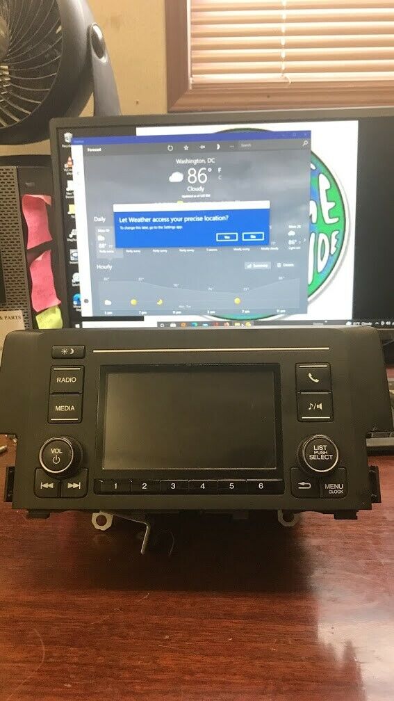 NICE 2016-2017 HONDA CIVIC LX RADIO RECIEVER (HANDS FREE - BT) 39100-TBA-A11 OEM