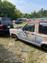 Load image into Gallery viewer, 1985 Ford Bronco II
