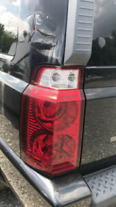 2006-2010 Jeep Commander Driver/ Left Side Tail Light