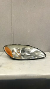 2000-2007 Ford Taurus Right/Passenger Side Headlight