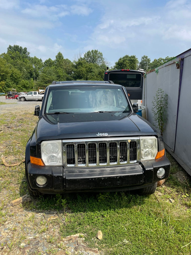 2008 Jeep Commander (Black)