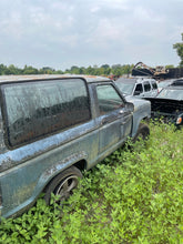 Load image into Gallery viewer, 1990 Ford Bronco II (Grey)
