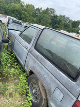 Load image into Gallery viewer, 1990 Ford Bronco II (Grey)
