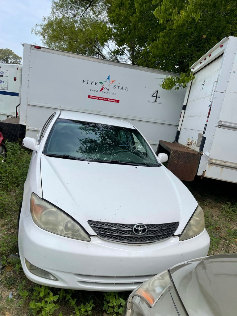 2004 Toyota Camry (White)