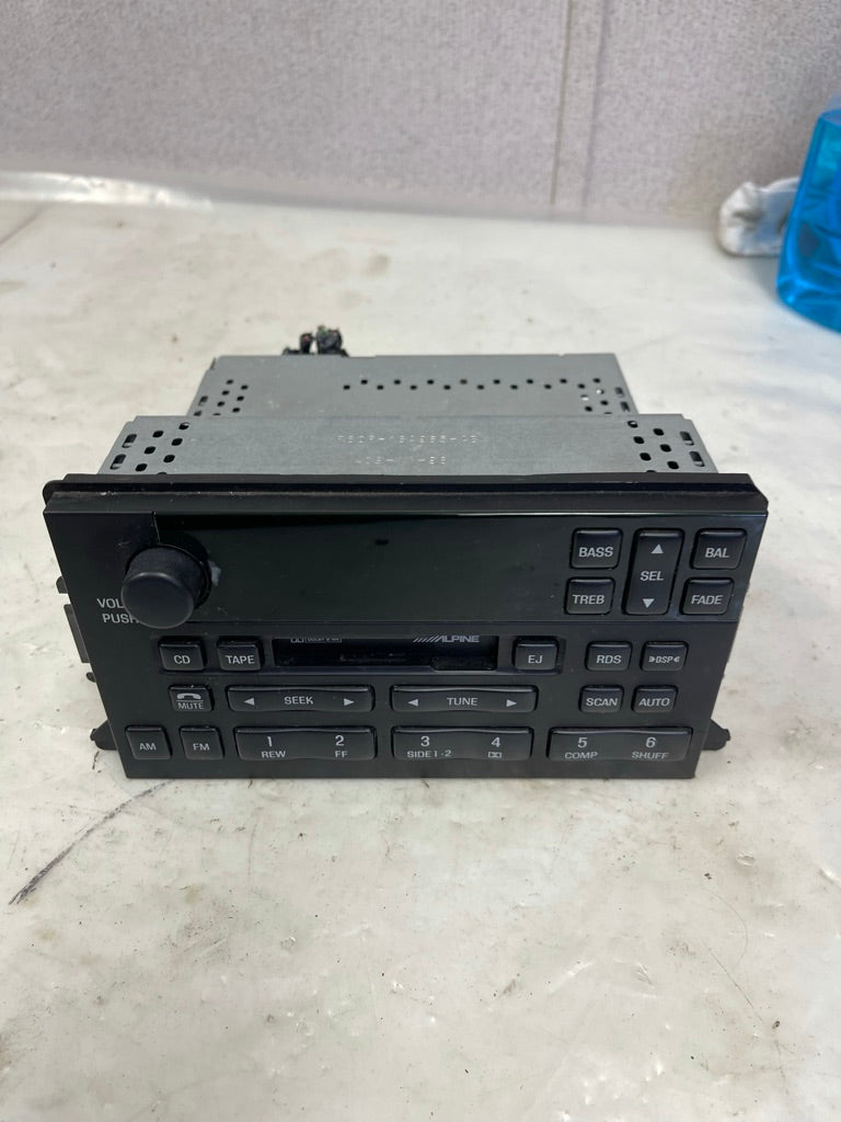 2004 Ford F150 Radio Cassette Player CD Control