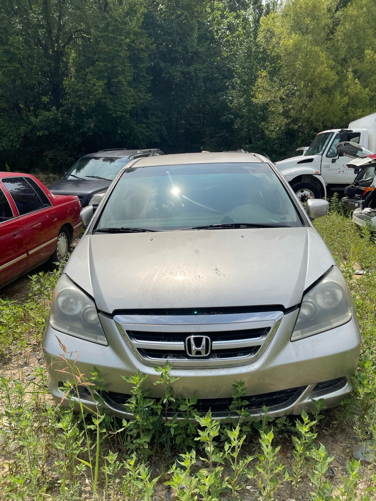 2005 Honda Odyssey (Tan)