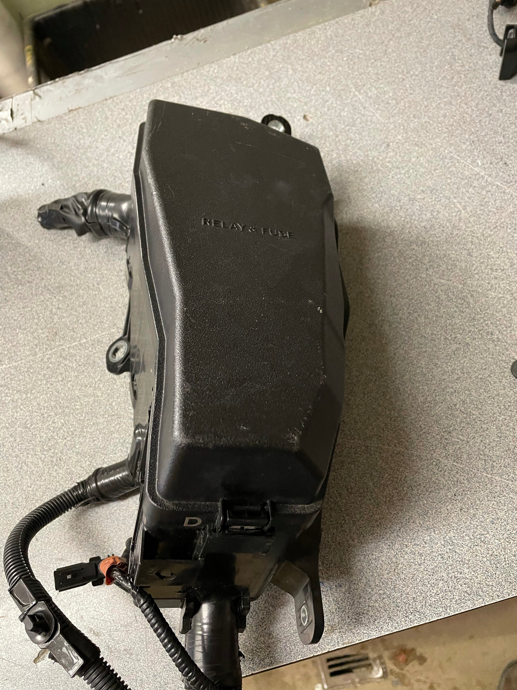 2019 Toyota Camry Relay/Fuse Box